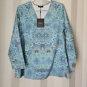 V-Neck Long-Sleeve Tunic in Teal & Sky Medallion Print